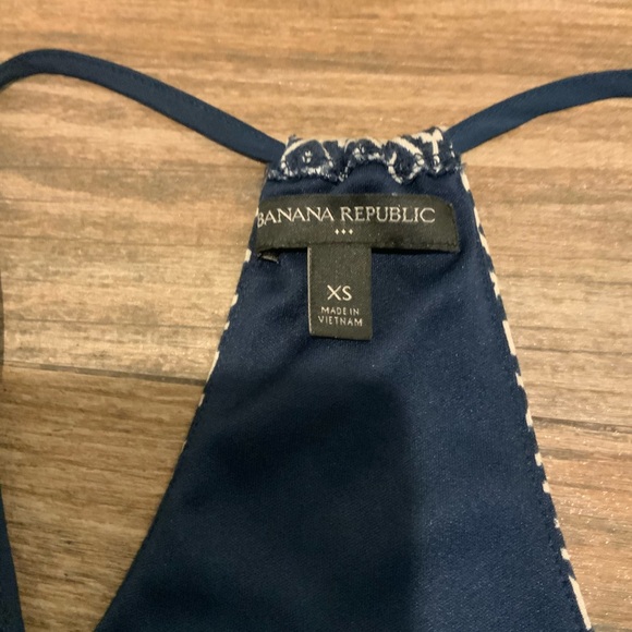 Banana Republic Women Tank Top Navy Blue and Cream Size XSmall-geometric pattern - Picture 2 of 8